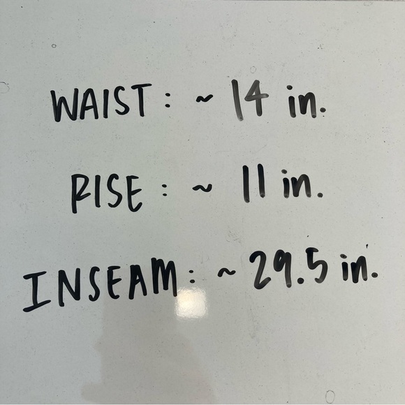 Old Navy Sky Hi High Rise Wide Leg Cargo Pocket Denim Jeans Womens Size 2 - Picture 5 of 5